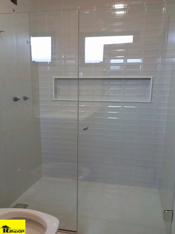 Casa de Condomínio com 3 quartos à venda, 253m² — foto 13 de 23
