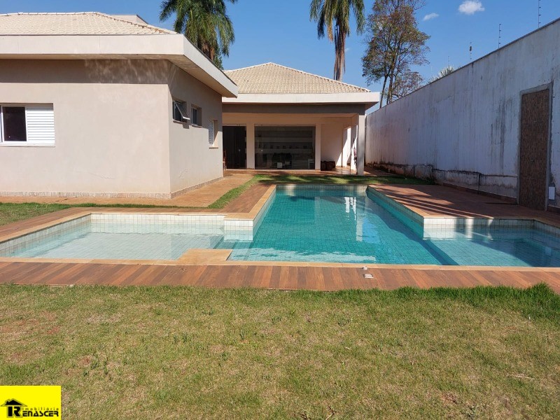 Casa com 5 quartos à venda, 1800m² — foto 25 de 26