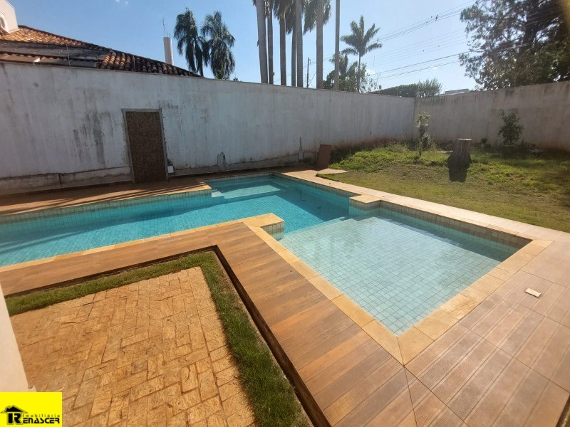 Casa com 5 quartos à venda, 1800m² — foto 23 de 26