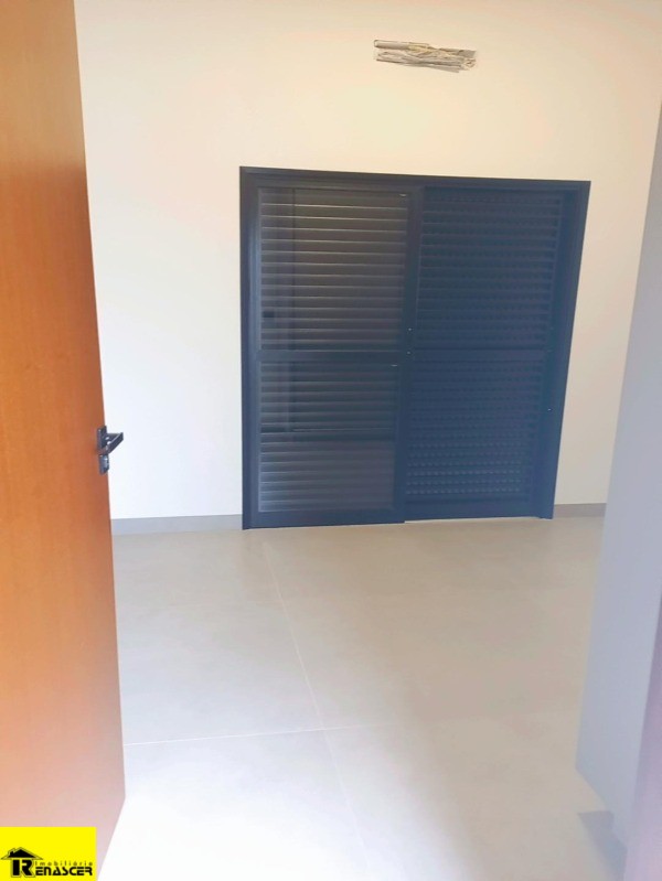 Casa de Condomínio com 3 quartos à venda, 253m² — foto 14 de 23