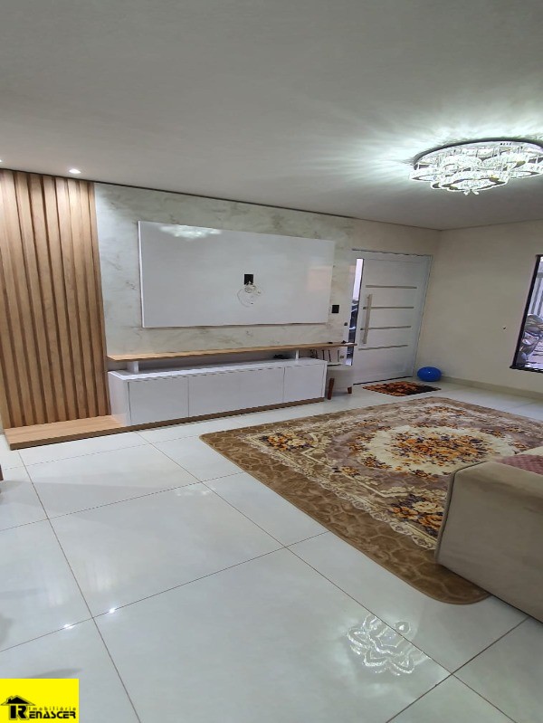 Casa com 3 quartos à venda, 200m² — foto 12 de 19