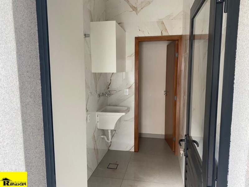 Casa de Condomínio com 3 quartos à venda, 253m² — foto 17 de 20