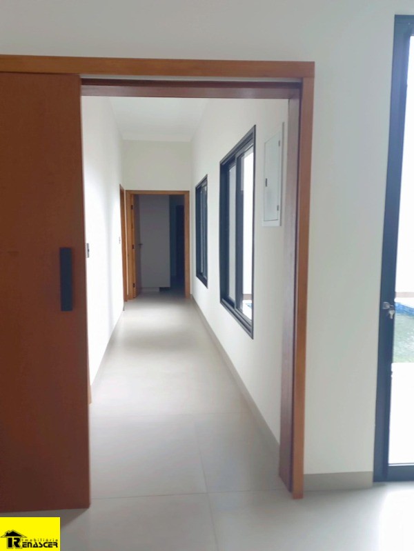 Casa de Condomínio com 3 quartos à venda, 253m² — foto 10 de 23