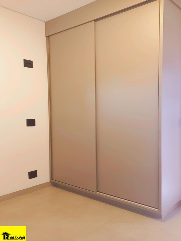 Casa de Condomínio com 3 quartos à venda, 253m² — foto 18 de 23