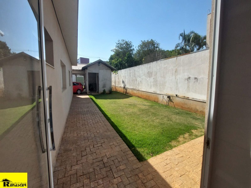 Casa com 5 quartos à venda, 1800m² — foto 9 de 26