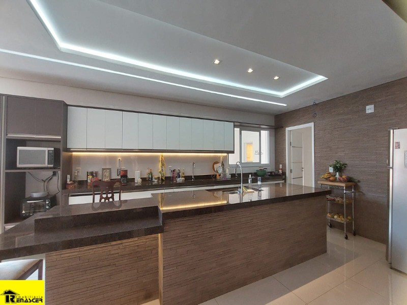Casa com 5 quartos à venda, 1800m² — foto 5 de 26