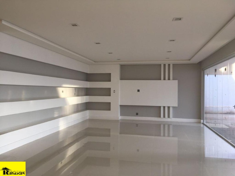 Casa com 5 quartos à venda, 1800m² — foto 3 de 26