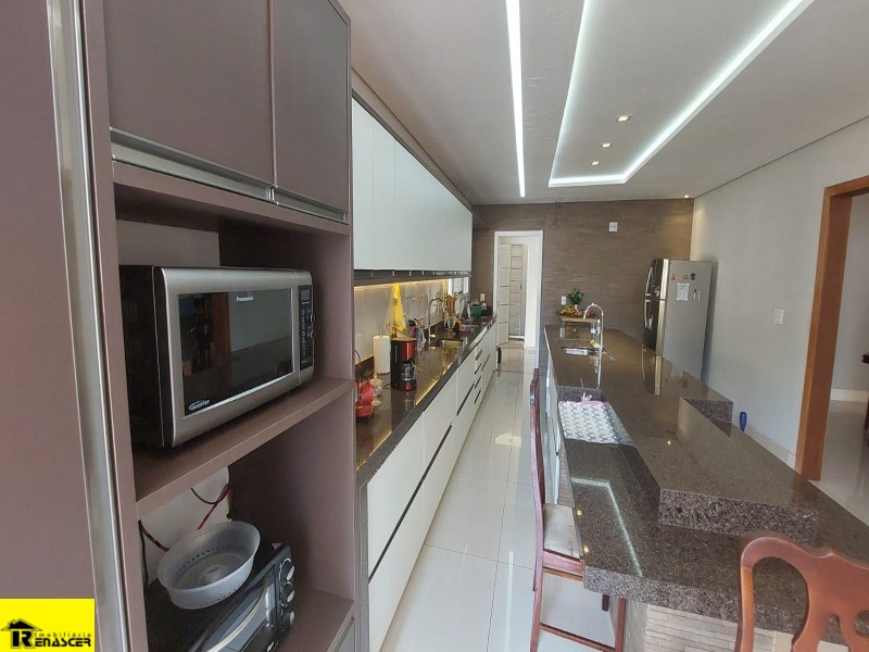 Casa com 5 quartos à venda, 1800m² — foto 6 de 26