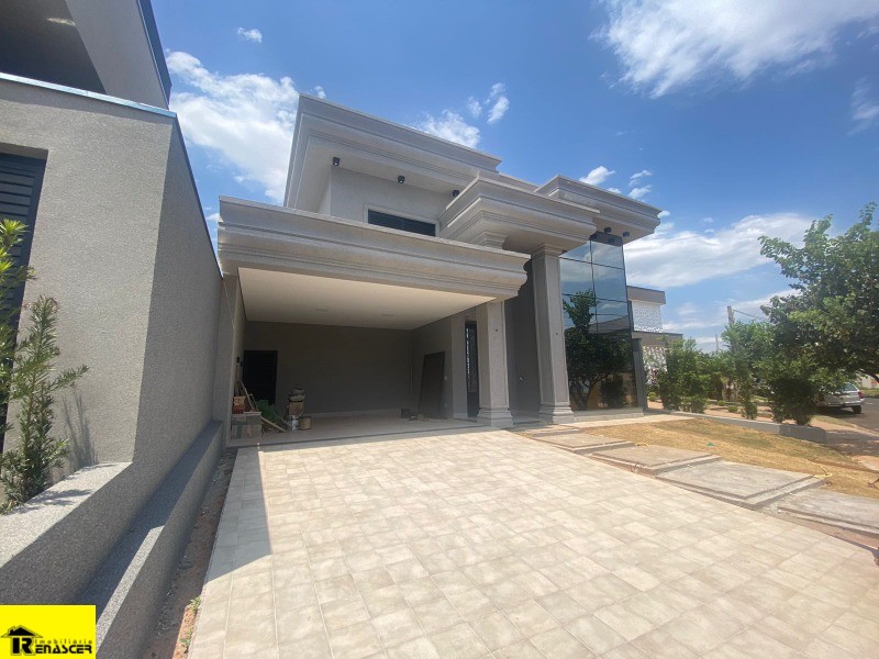 Casa de Condomínio com 3 quartos à venda, 257m² — foto 2 de 29