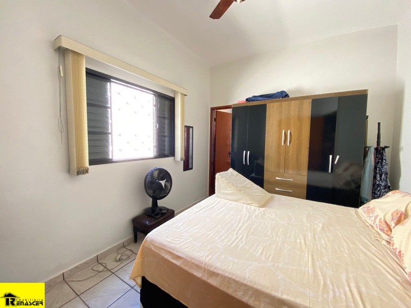 Casa com 3 quartos à venda, 200m² — foto 9 de 19