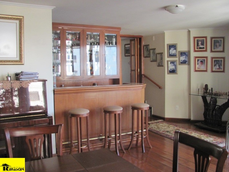 Apartamento com 4 quartos à venda, 231m² — foto 3 de 13