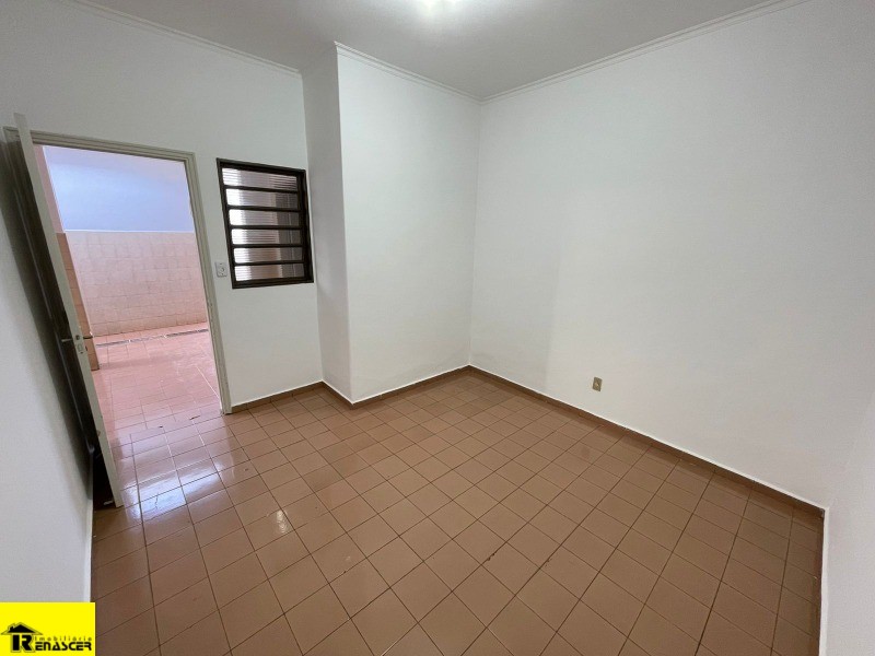 Casa com 3 quartos à venda, 297m² — foto 26 de 30
