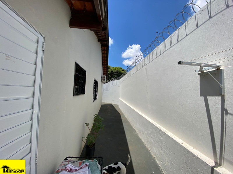 Casa com 3 quartos à venda, 200m² — foto 15 de 19