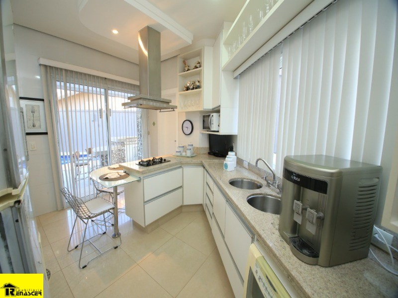 Casa de Condomínio com 4 quartos à venda, 490m² — foto 18 de 30