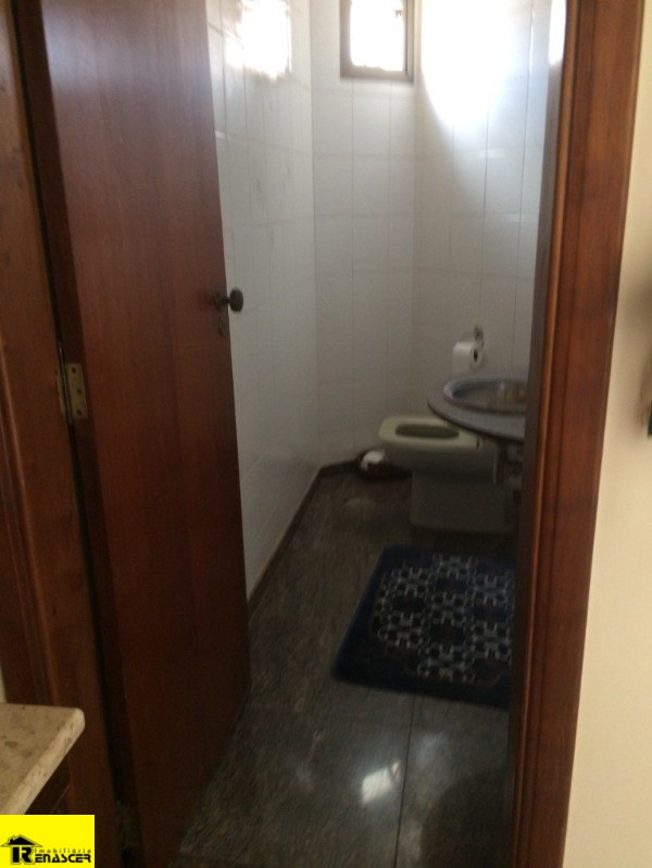 Apartamento com 4 quartos à venda, 231m² — foto 12 de 13