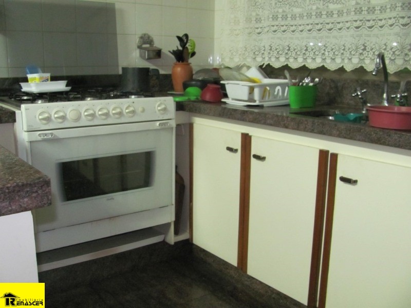 Apartamento com 4 quartos à venda, 231m² — foto 8 de 13