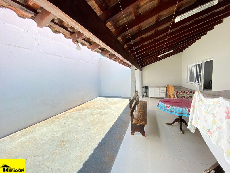 Casa com 3 quartos à venda, 200m² — foto 12 de 19