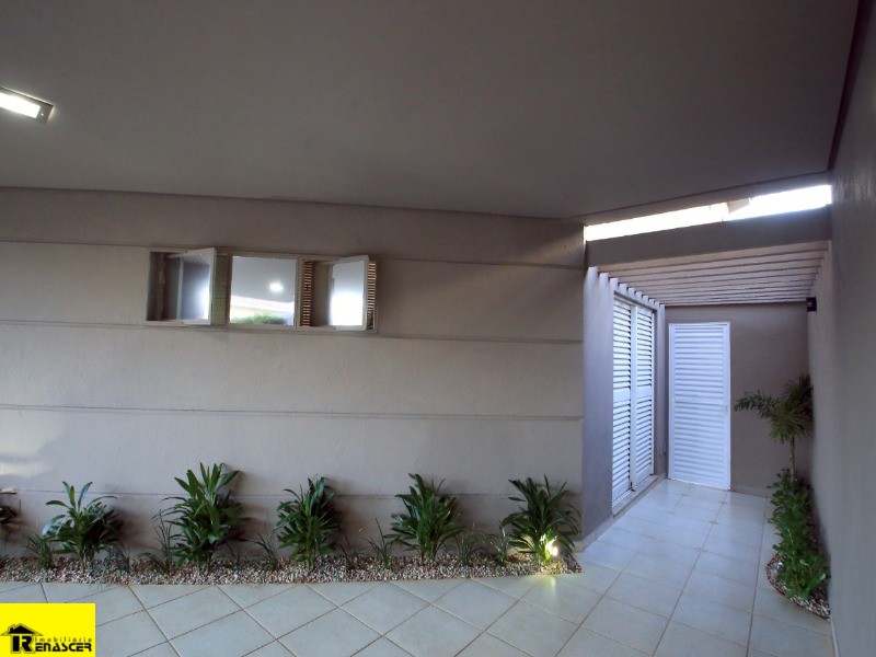 Casa de Condomínio com 4 quartos à venda, 490m² — foto 4 de 30