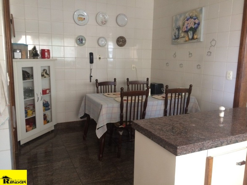 Apartamento com 4 quartos à venda, 231m² — foto 6 de 13