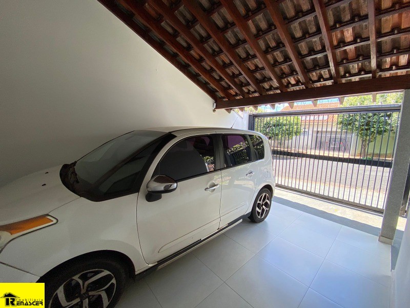 Casa com 3 quartos à venda, 200m² — foto 5 de 19