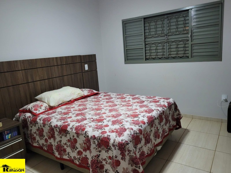 Casa com 3 quartos à venda, 1300m² — foto 12 de 13