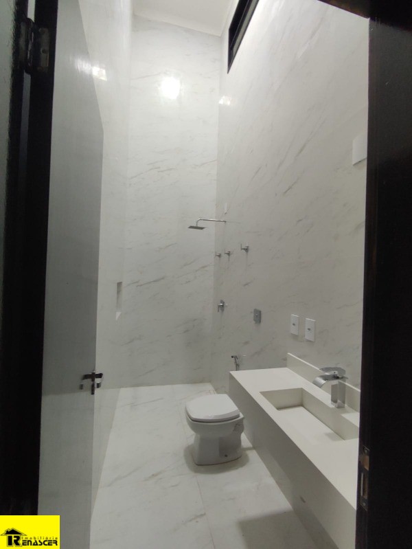 Casa de Condomínio com 3 quartos à venda, 253m² — foto 37 de 46