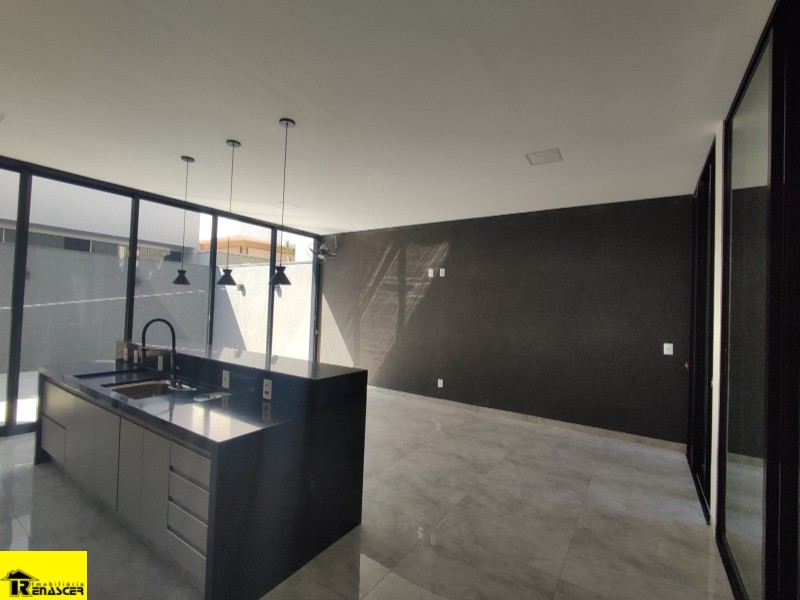 Casa de Condomínio com 3 quartos à venda, 253m² — foto 7 de 46