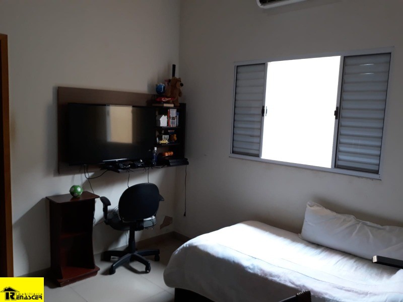 Casa de Condomínio com 4 quartos à venda, 230m² — foto 24 de 39