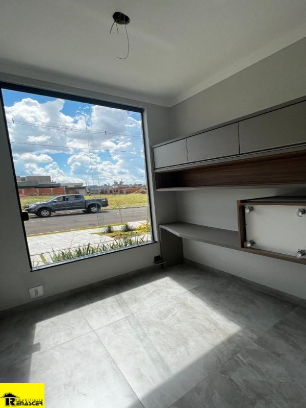 Casa de Condomínio com 3 quartos à venda, 256m² — foto 4 de 15
