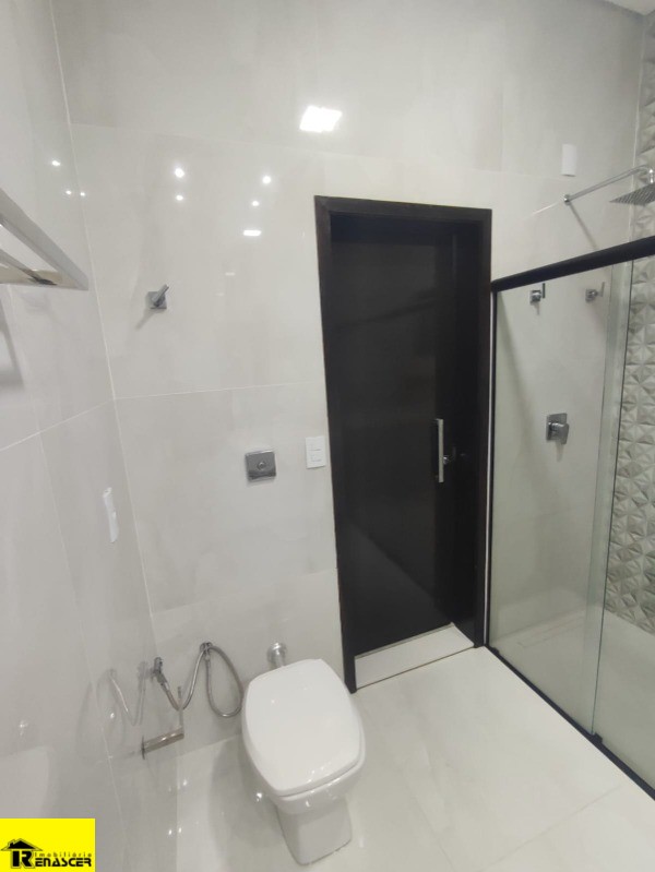 Casa de Condomínio com 3 quartos à venda, 253m² — foto 26 de 46