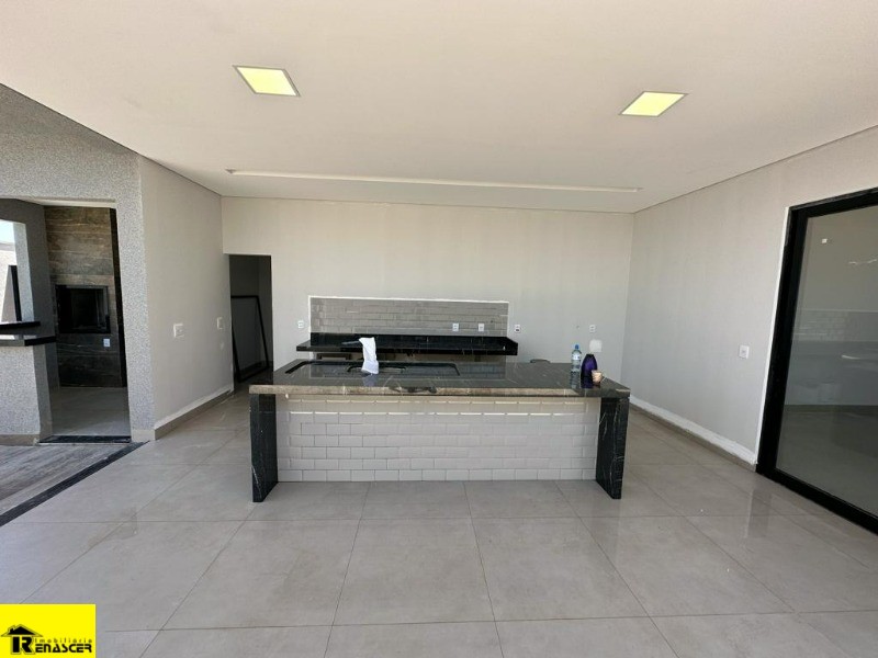 Casa de Condomínio com 3 quartos à venda, 215m² — foto 12 de 21