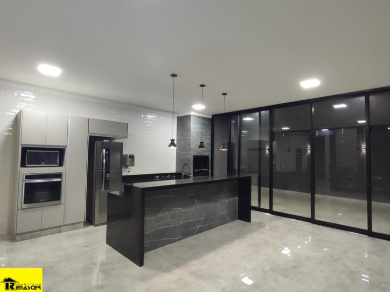 Casa de Condomínio com 3 quartos à venda, 253m² — foto 8 de 46