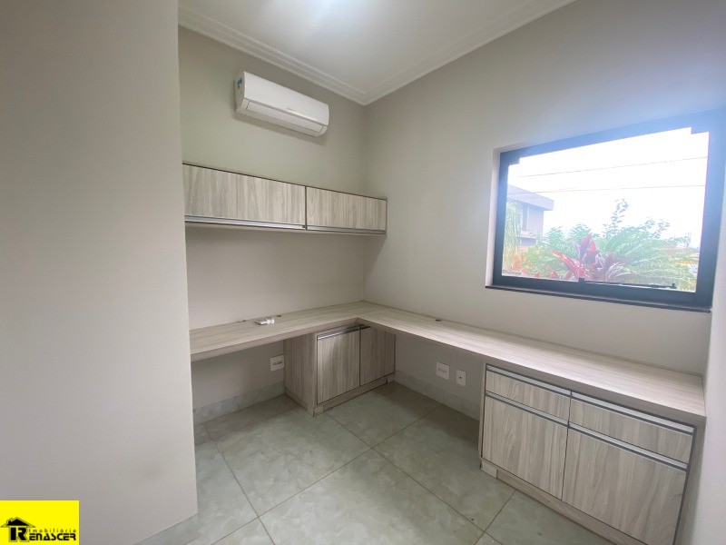 Casa de Condomínio com 4 quartos à venda e aluguel, 215m² — foto 21 de 21