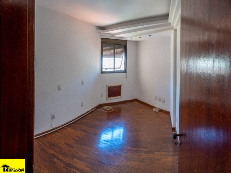 Apartamento com 4 quartos à venda, 220m² — foto 7 de 30