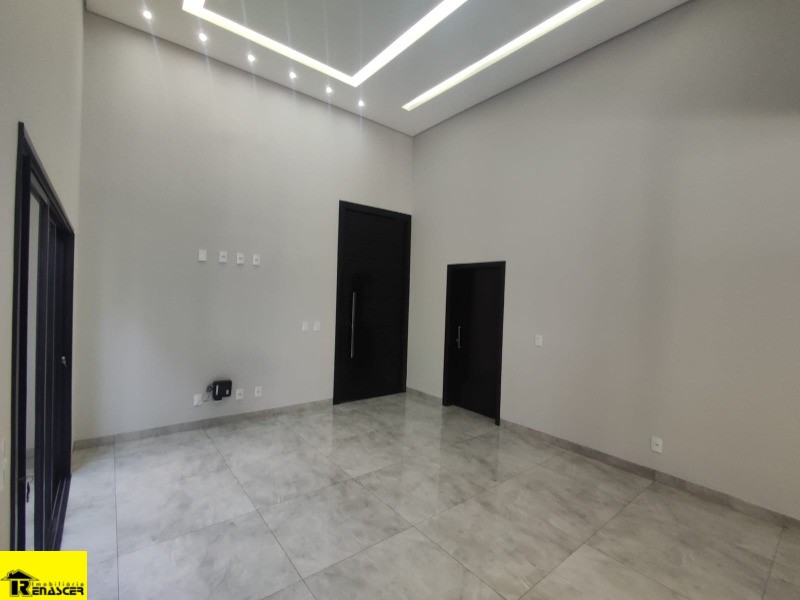 Casa de Condomínio com 3 quartos à venda, 253m² — foto 3 de 46