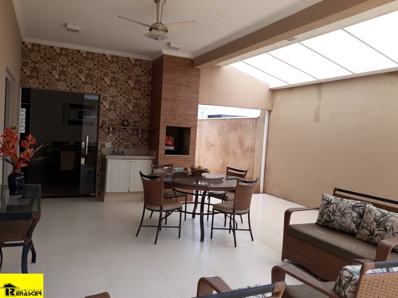 Casa de Condomínio com 4 quartos à venda, 230m² — foto 22 de 39