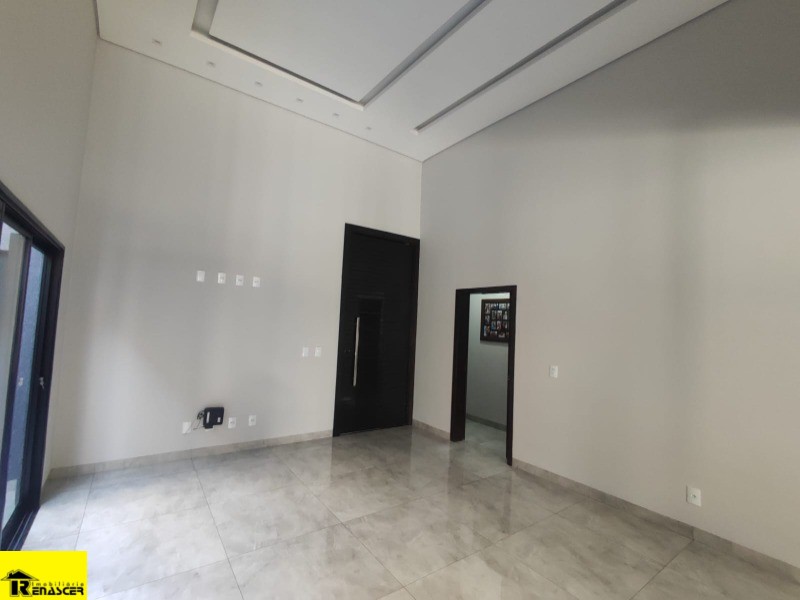 Casa de Condomínio com 3 quartos à venda, 253m² — foto 2 de 46