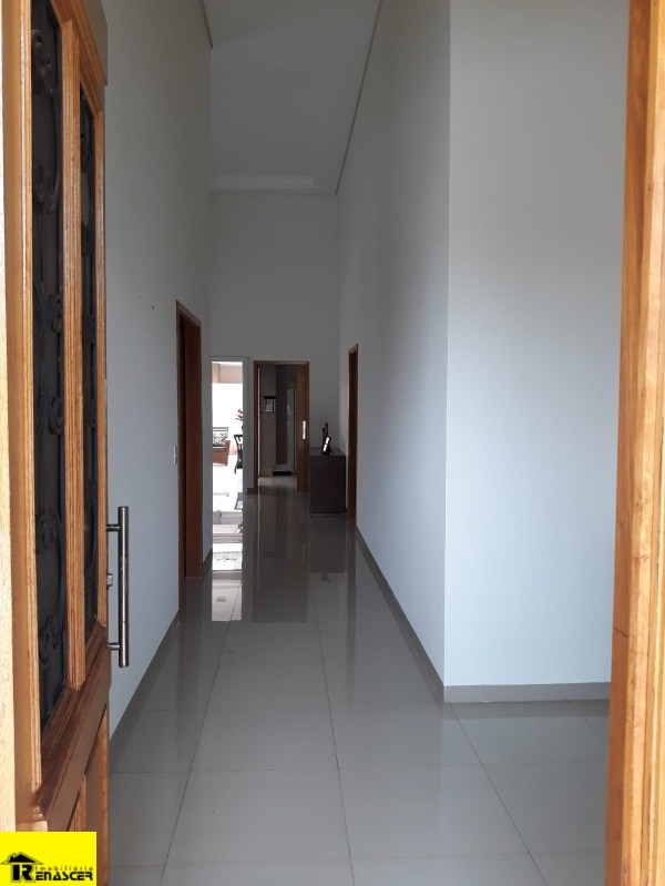 Casa de Condomínio com 4 quartos à venda, 230m² — foto 5 de 39