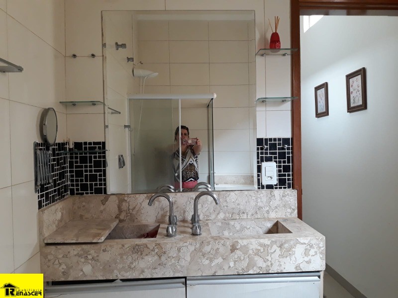 Casa de Condomínio com 4 quartos à venda, 230m² — foto 30 de 39