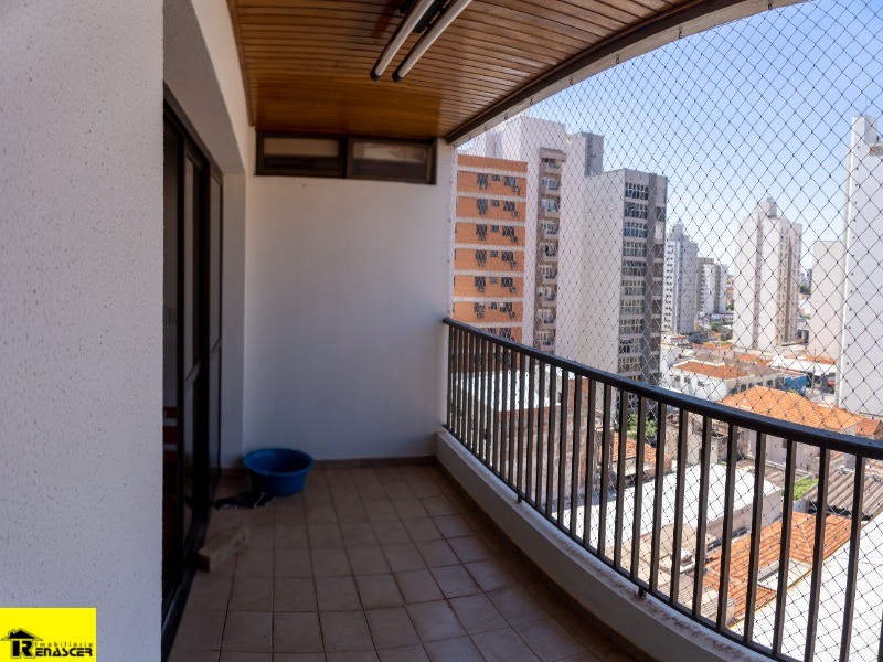 Apartamento com 4 quartos à venda, 220m² — foto 18 de 30