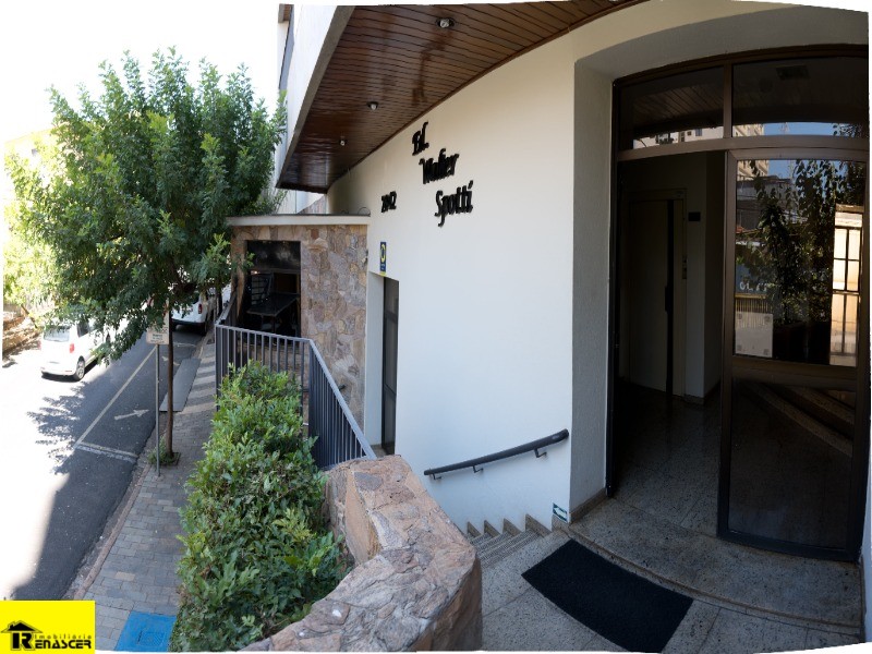 Apartamento com 4 quartos à venda, 220m² — foto 28 de 30