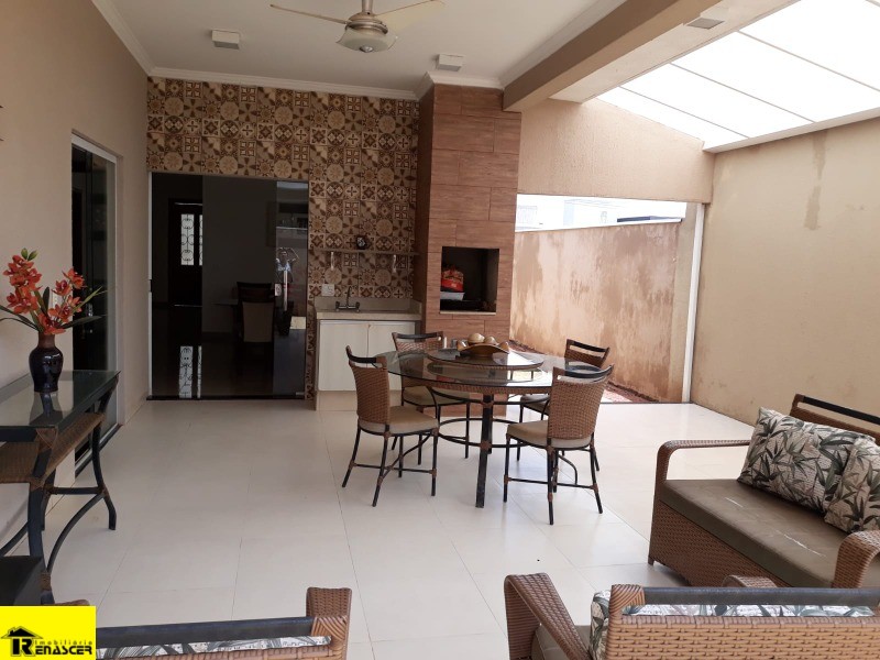 Casa de Condomínio com 4 quartos à venda, 230m² — foto 21 de 39