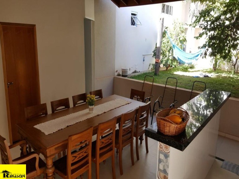Casa com 3 quartos à venda, 484m² — foto 8 de 30