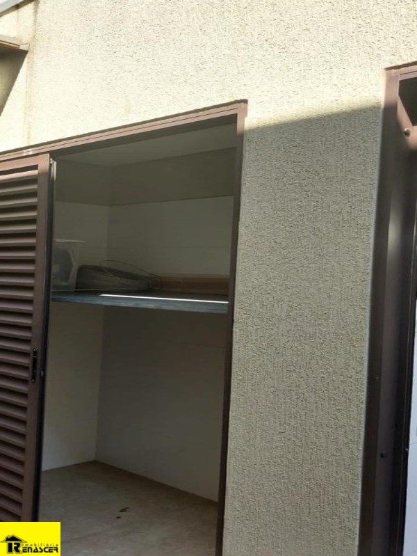 Casa  à venda, 416m² — foto 9 de 18