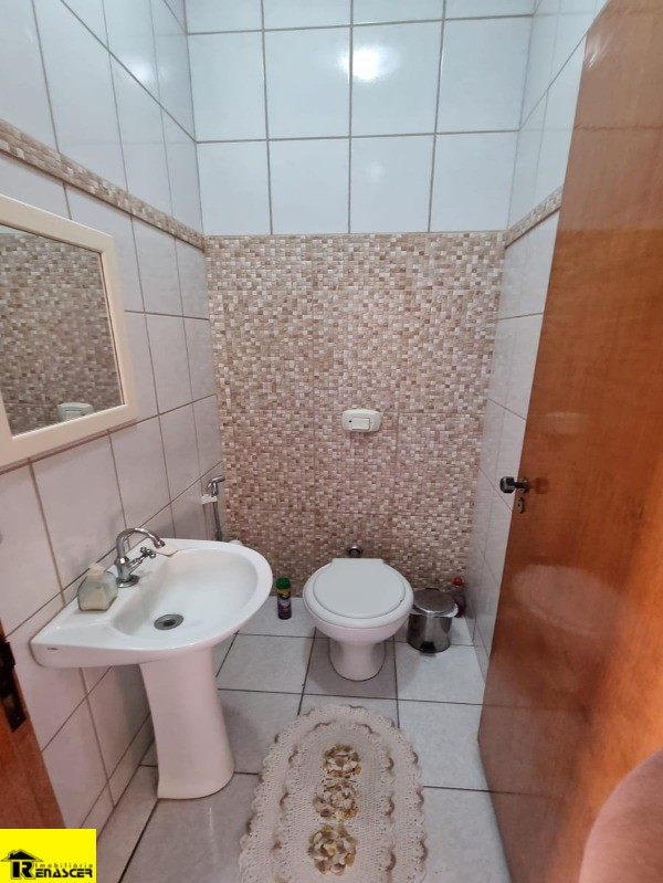 Casa com 3 quartos à venda e aluguel — foto 8 de 90