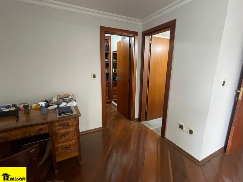 Apartamento com 4 quartos à venda, 300m² — foto 19 de 24