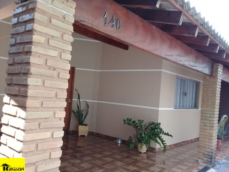 Casa com 2 quartos à venda, 200m² — foto 2 de 9