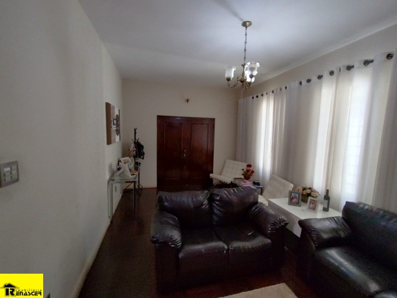 Casa com 3 quartos à venda, 270m² — foto 5 de 24