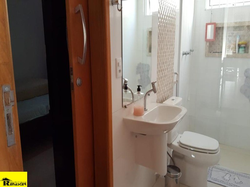 Casa com 3 quartos à venda, 484m² — foto 25 de 30