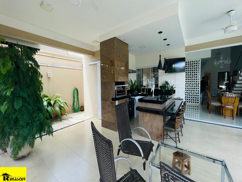 Casa de Condomínio com 3 quartos à venda, 400m² — foto 11 de 28